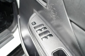 https://vehicle-cdn.autoleague.cloud/34708_6512601_13.jpg