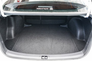 https://vehicle-cdn.autoleague.cloud/34708_6512605_10.jpg