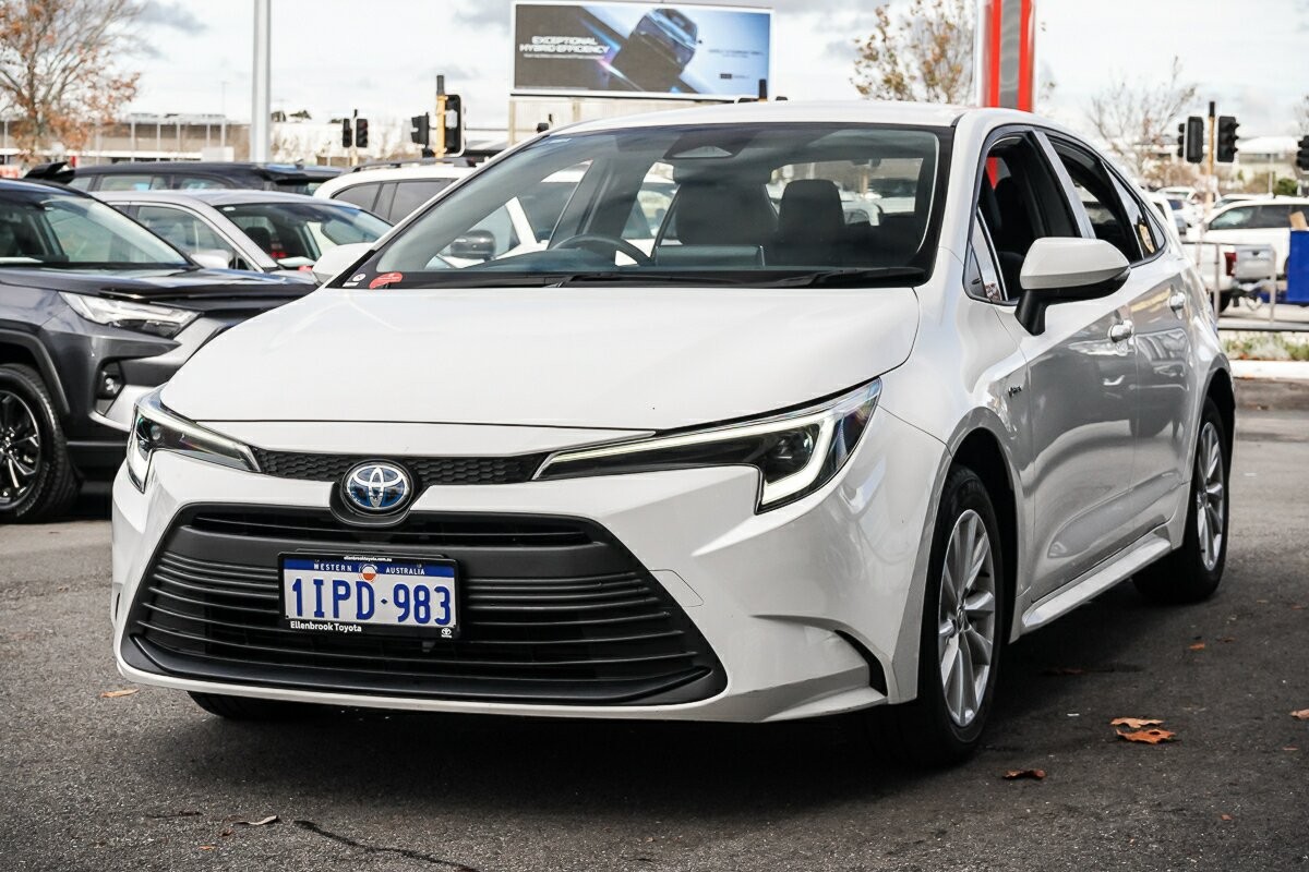 Toyota Corolla image 4