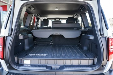 https://vehicle-cdn.autoleague.cloud/34708_6512606_10.jpg