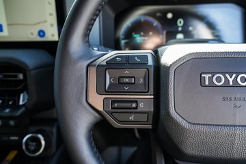 https://vehicle-cdn.autoleague.cloud/34708_6512606_14.jpg