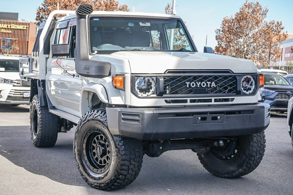 Toyota Landcruiser image 1