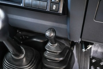 https://vehicle-cdn.autoleague.cloud/34708_6512607_19.jpg