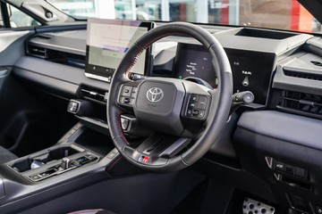 https://vehicle-cdn.autoleague.cloud/34708_6512690_14.jpg