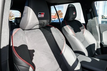 https://vehicle-cdn.autoleague.cloud/34708_6512690_15.jpg
