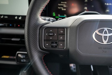 https://vehicle-cdn.autoleague.cloud/34708_6512690_16.jpg