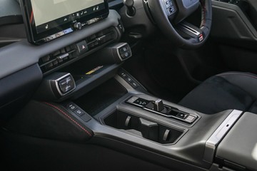 https://vehicle-cdn.autoleague.cloud/34708_6512690_23.jpg