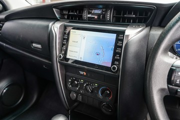 https://vehicle-cdn.autoleague.cloud/34708_6512701_17.jpg