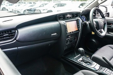 https://vehicle-cdn.autoleague.cloud/34708_6512701_20.jpg