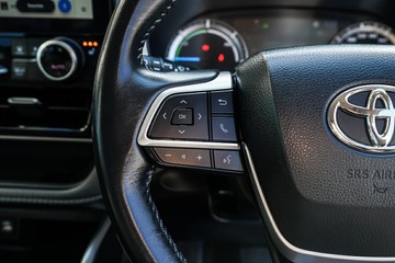 https://vehicle-cdn.autoleague.cloud/34708_6512712_14.jpg