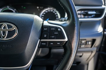 https://vehicle-cdn.autoleague.cloud/34708_6512712_15.jpg