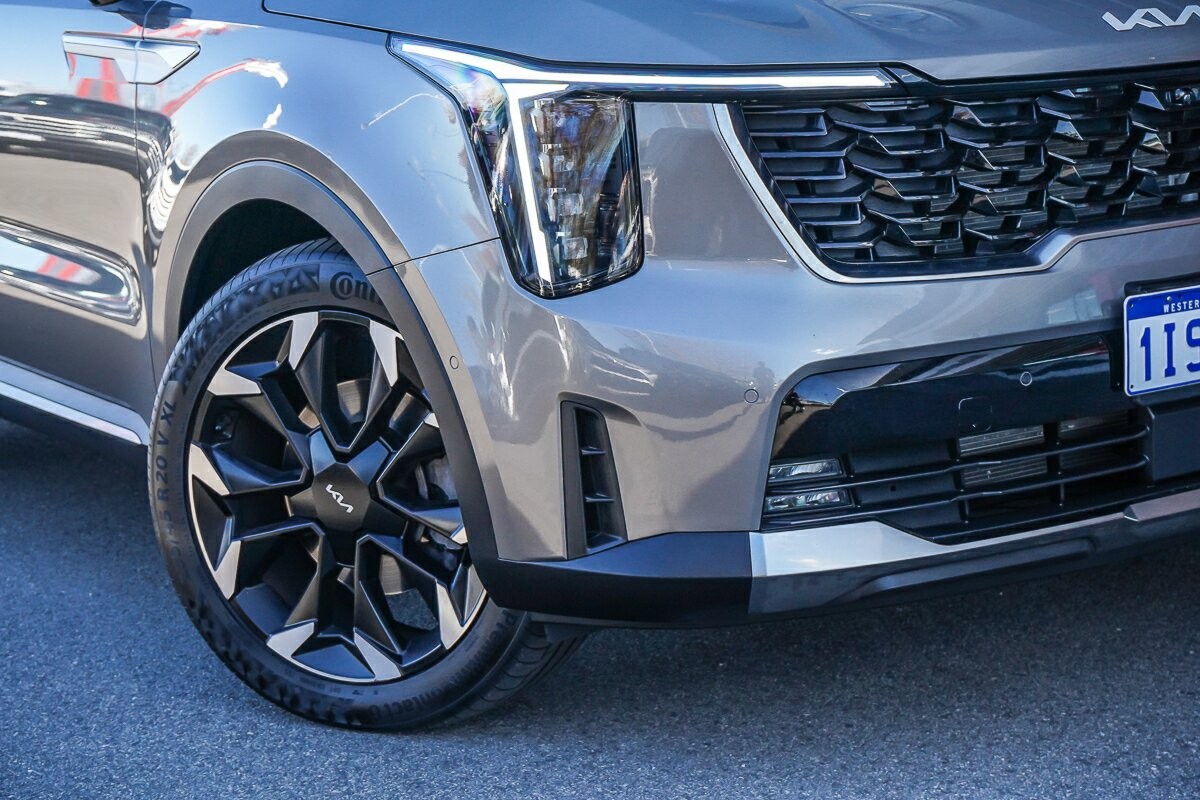 Kia Sorento image 2