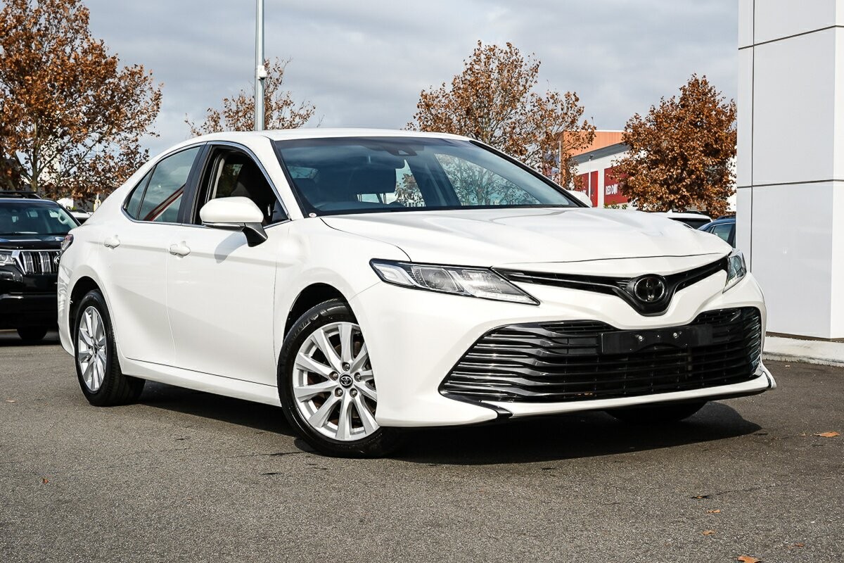 Toyota Camry image 1
