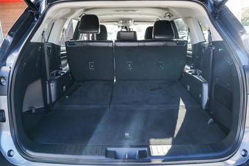https://vehicle-cdn.autoleague.cloud/34708_6512747_10.jpg