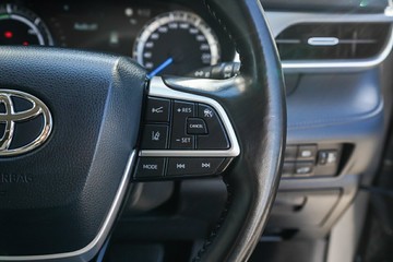 https://vehicle-cdn.autoleague.cloud/34708_6512747_15.jpg
