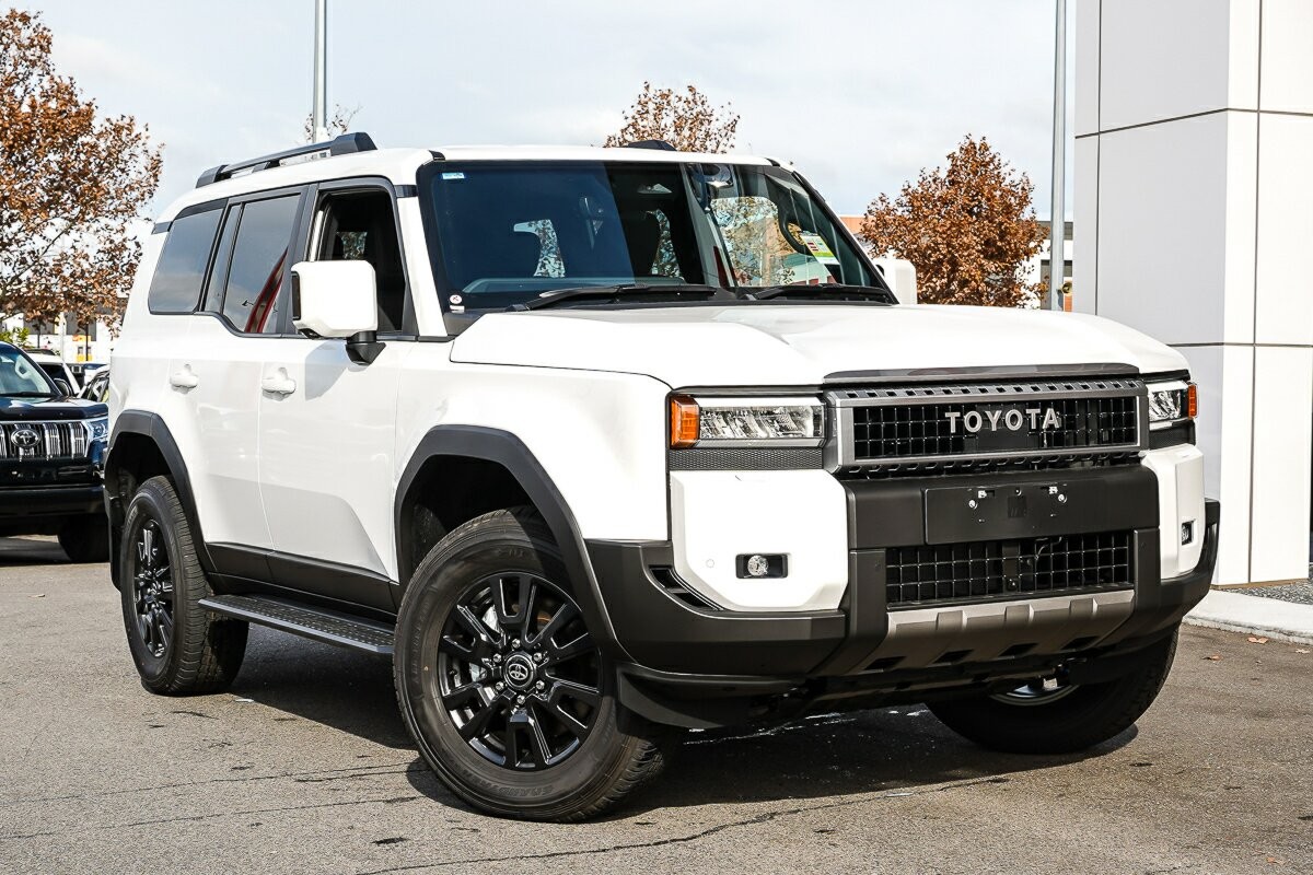 Toyota Landcruiser Prado image 1