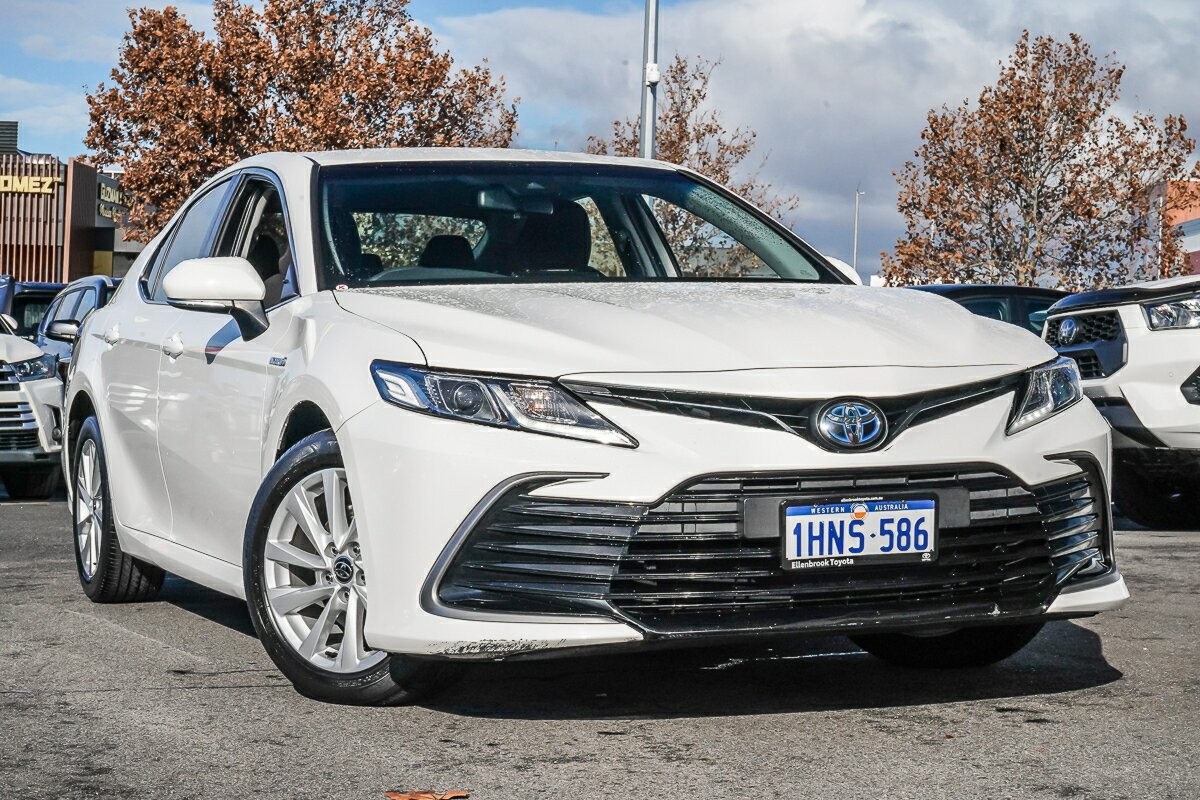 Toyota Camry image 1