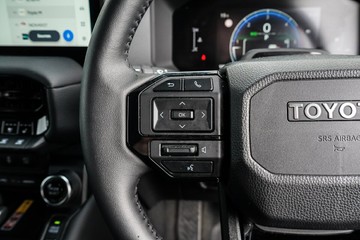 https://vehicle-cdn.autoleague.cloud/34708_6513002_14.jpg