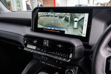 https://vehicle-cdn.autoleague.cloud/34708_6513002_18.jpg