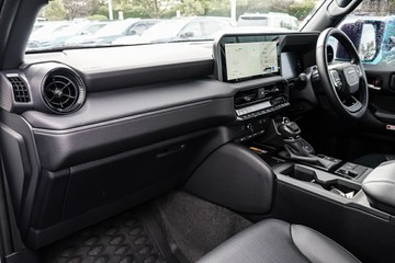 https://vehicle-cdn.autoleague.cloud/34708_6513002_20.jpg