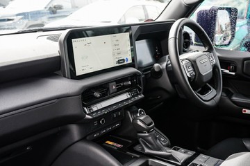 https://vehicle-cdn.autoleague.cloud/34708_6513002_21.jpg