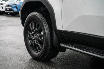 https://vehicle-cdn.autoleague.cloud/34708_6513002_5.jpg