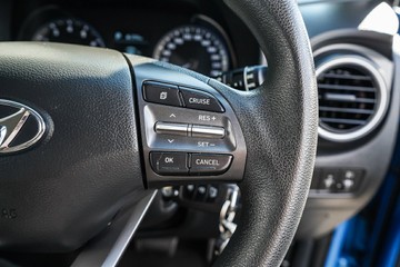https://vehicle-cdn.autoleague.cloud/34708_6513011_15.jpg