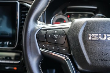 https://vehicle-cdn.autoleague.cloud/34708_6513014_14.jpg