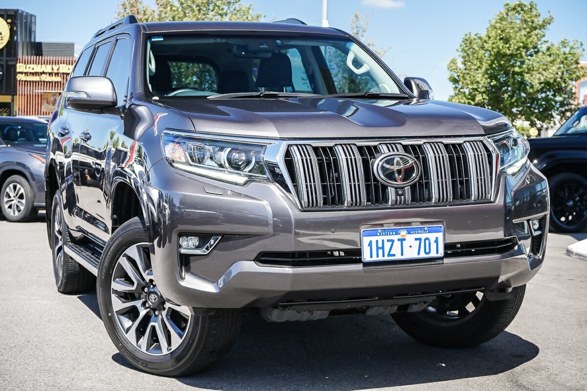 Toyota Landcruiser Prado image 1