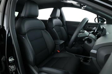 https://vehicle-cdn.autoleague.cloud/34720_1139706_19.jpg
