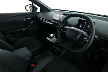 https://vehicle-cdn.autoleague.cloud/34720_1139706_20.jpg
