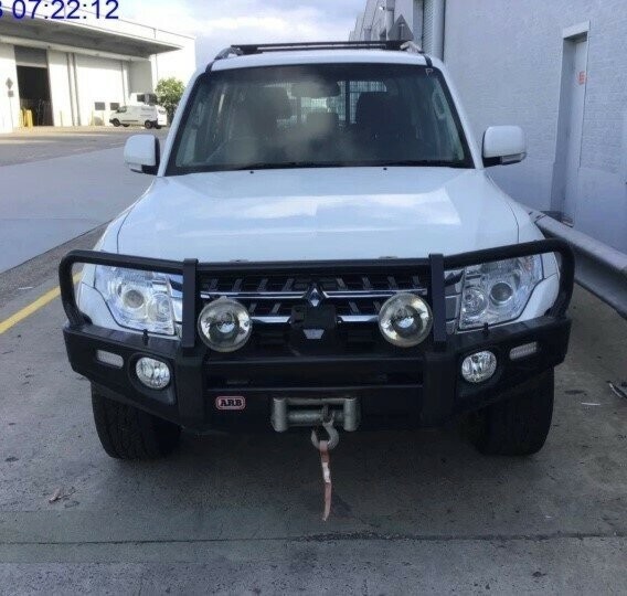 Mitsubishi Pajero image 2