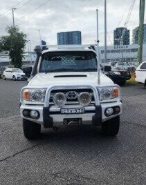 Toyota Landcruiser image 1