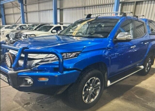 Mitsubishi Triton image 1