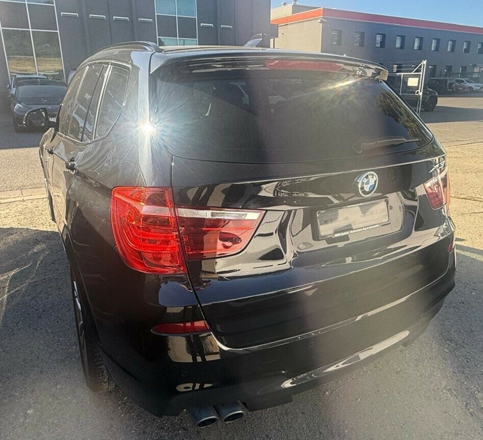 BMW X3 image 2