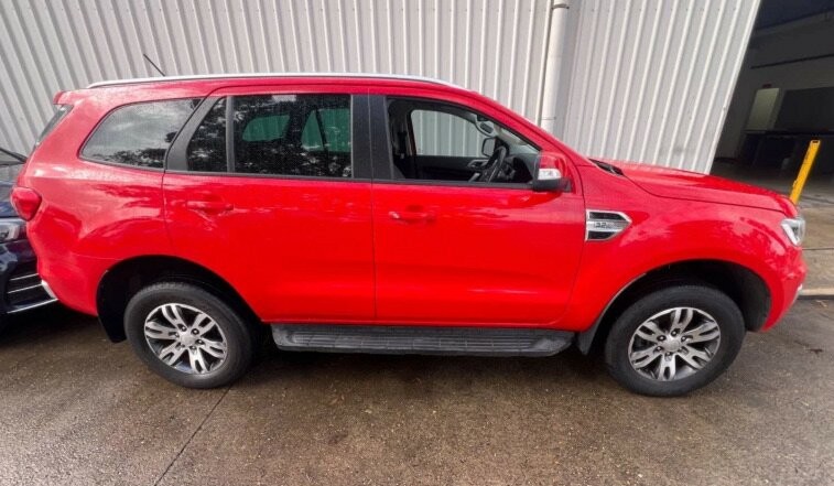 Ford Everest image 4