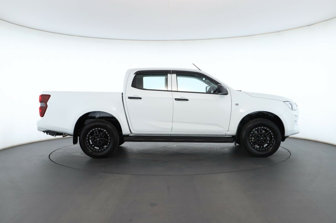 Isuzu D-max image 2