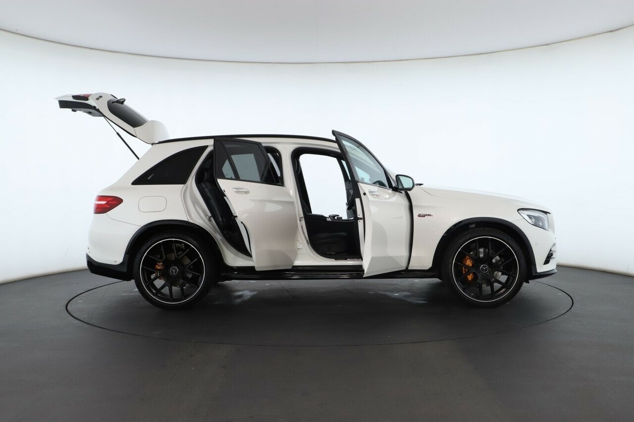 Mercedes Benz Glc-class image 4