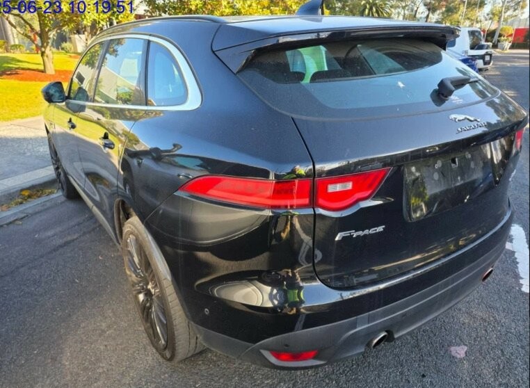 Jaguar F-pace image 2