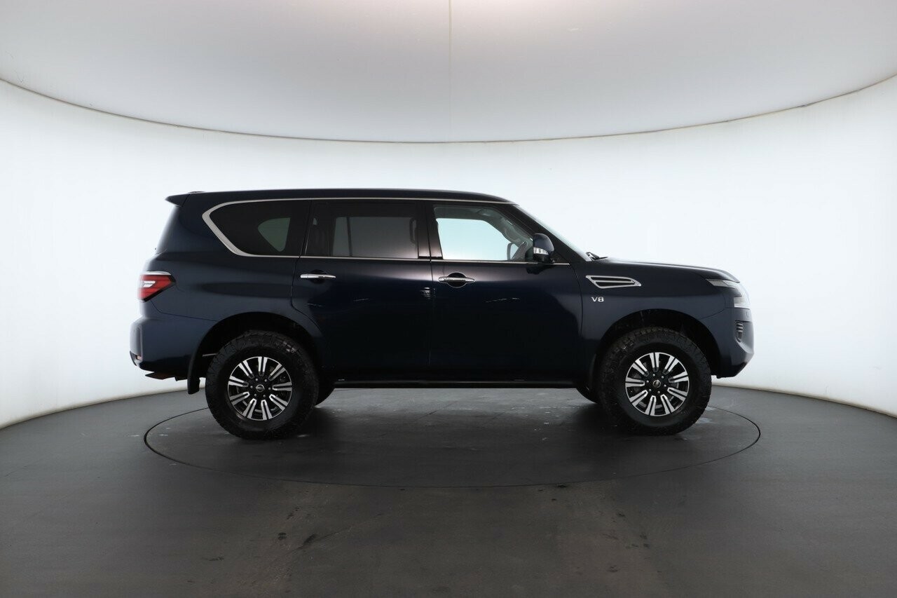 Nissan Patrol image 2