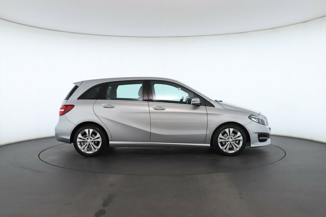 Mercedes Benz B-class image 3