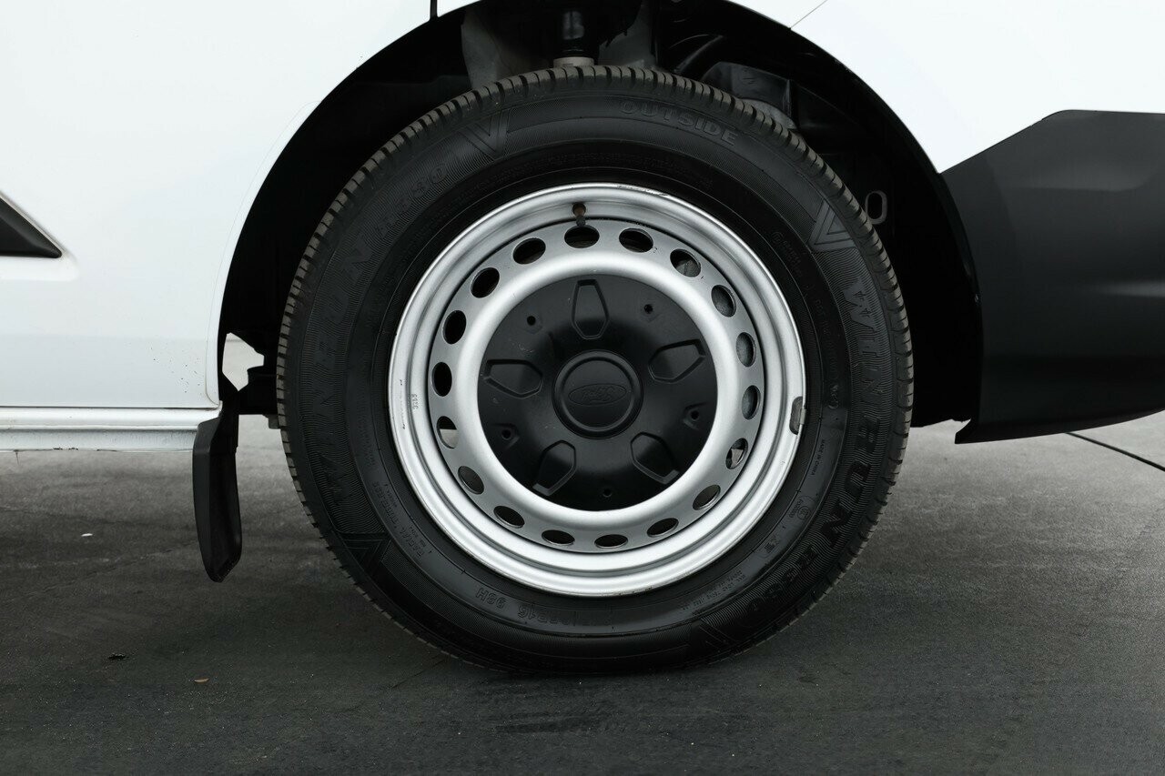 Ford Transit Custom image 4