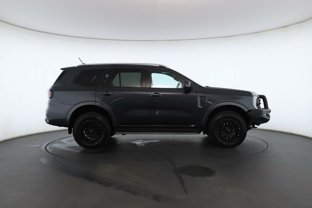Ford Everest image 3