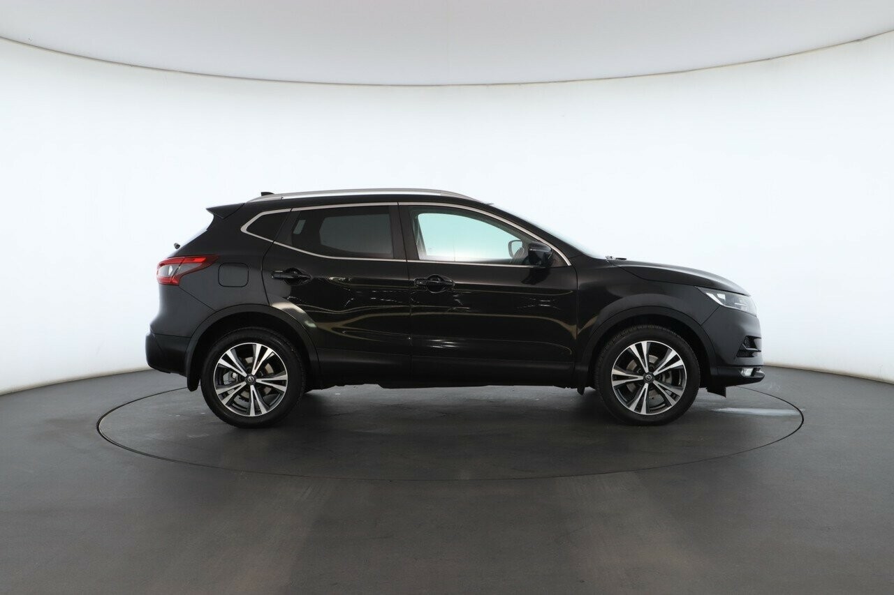Nissan Qashqai image 2