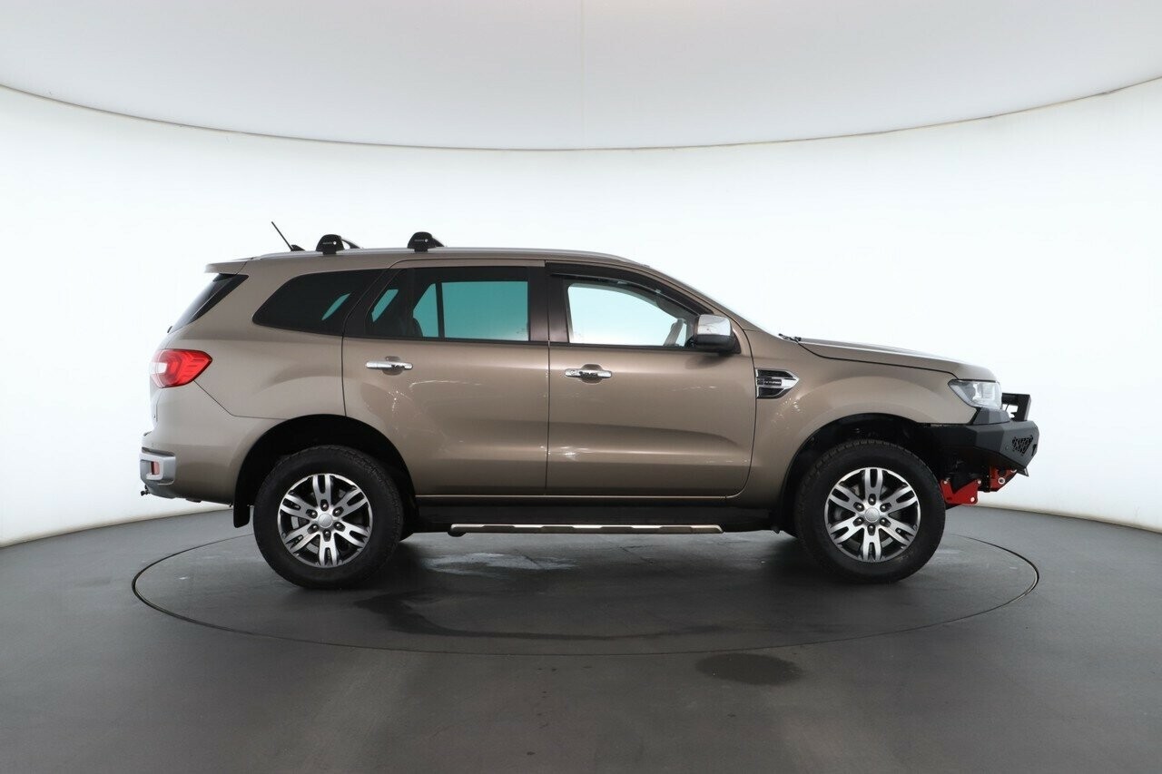 Ford Everest image 3