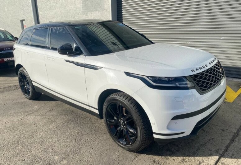 Land Rover Range Rover Velar image 3