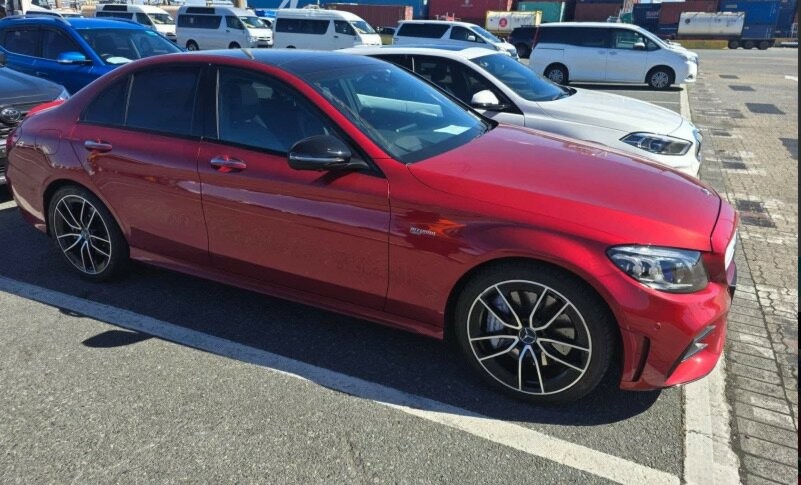 Mercedes Benz C-class image 2