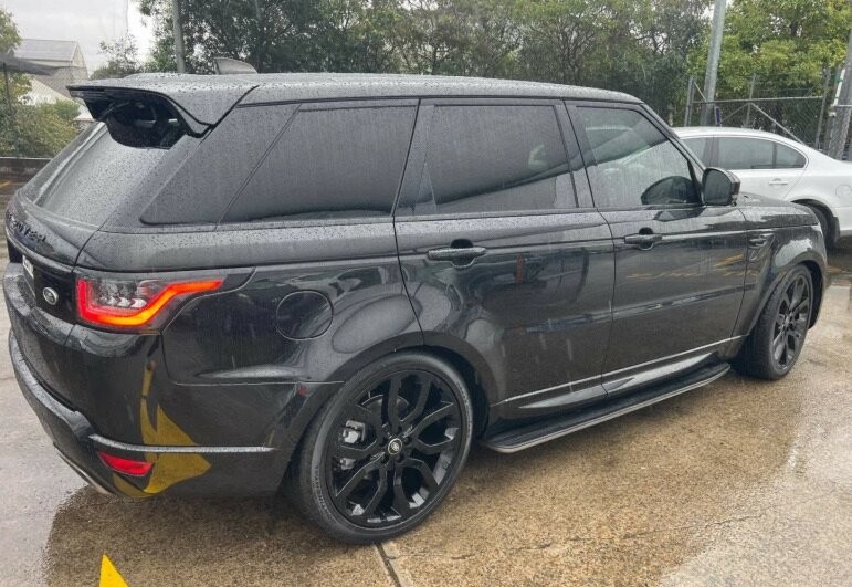 Land Rover Range Rover Sport image 4