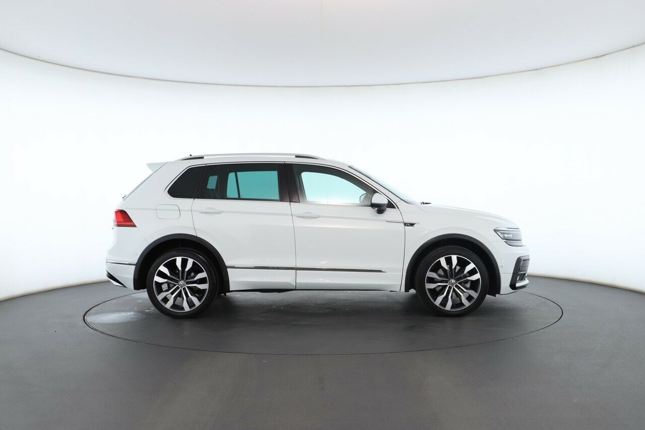 Volkswagen Tiguan image 2