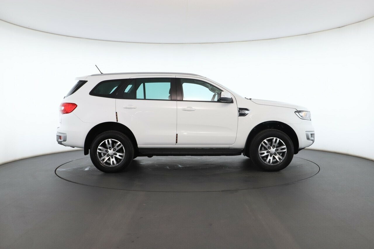 Ford Everest image 3